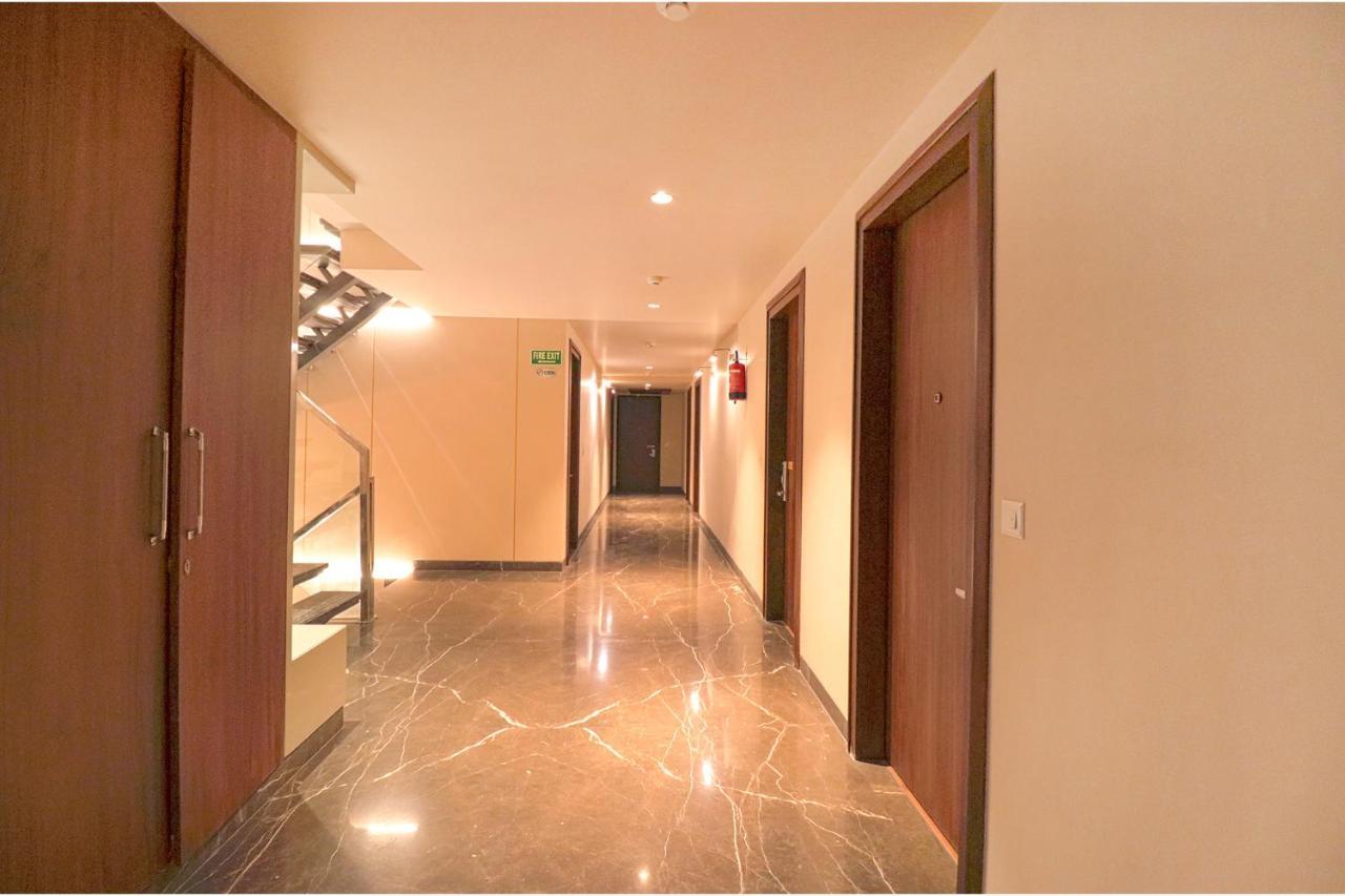 Fabhotel Prime Shanit Делхи Екстериор снимка